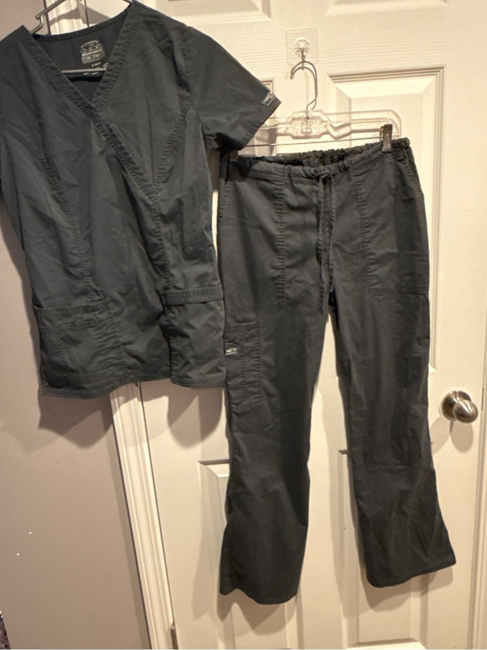 Women’s Drawstring Jogger Pants in Charcoal Gray - Unbranded